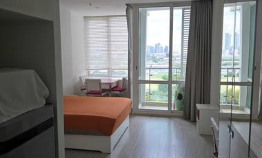For rent studio condo in Huai Khwang, Bangkok