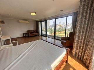 Wohnung zur Miete mit 2 Zimmer in Pathum Wan, Bangkok