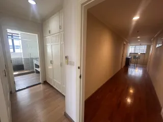 Wohnung zur Miete mit 2 Zimmer in Pathum Wan, Bangkok