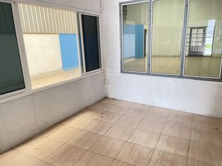 For rent studio house in Saphan Sung, Bangkok