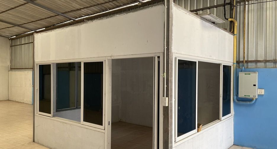 For rent studio house in Saphan Sung, Bangkok
