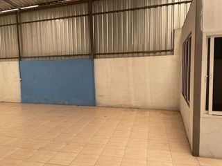 For rent studio house in Saphan Sung, Bangkok