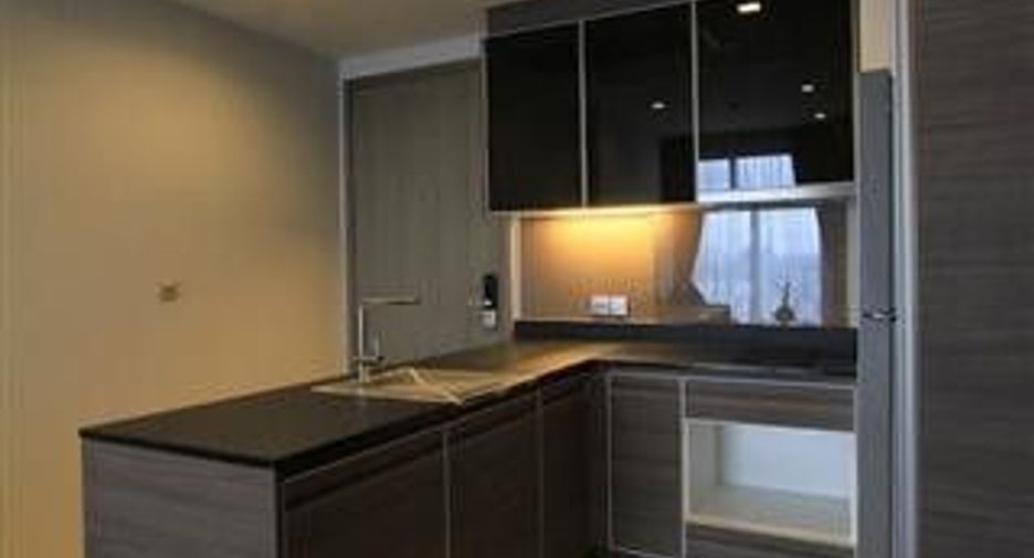 For sale 1 Beds condo in Khlong Toei, Bangkok