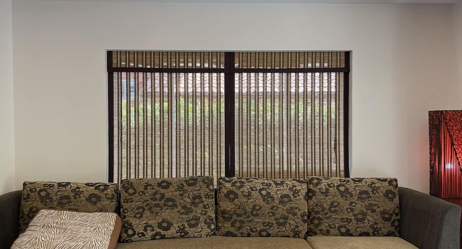 For rent 3 bedrooms villa in Mueang Phuket, Phuket