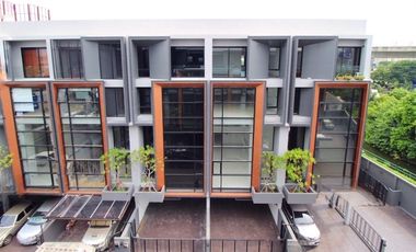 ขาย 1 เตียง ทาวน์เฮ้าส์ ใน สวนหลวง, กรุงเทพฯ