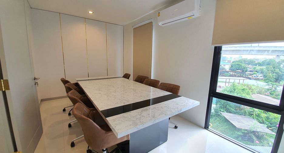 Reihenhaus zum Kauf mit 1 Zimmer in Suan Luang, Bangkok