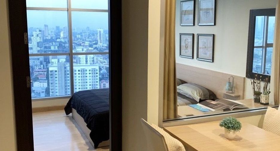 For rent 1 bed condo in Huai Khwang, Bangkok