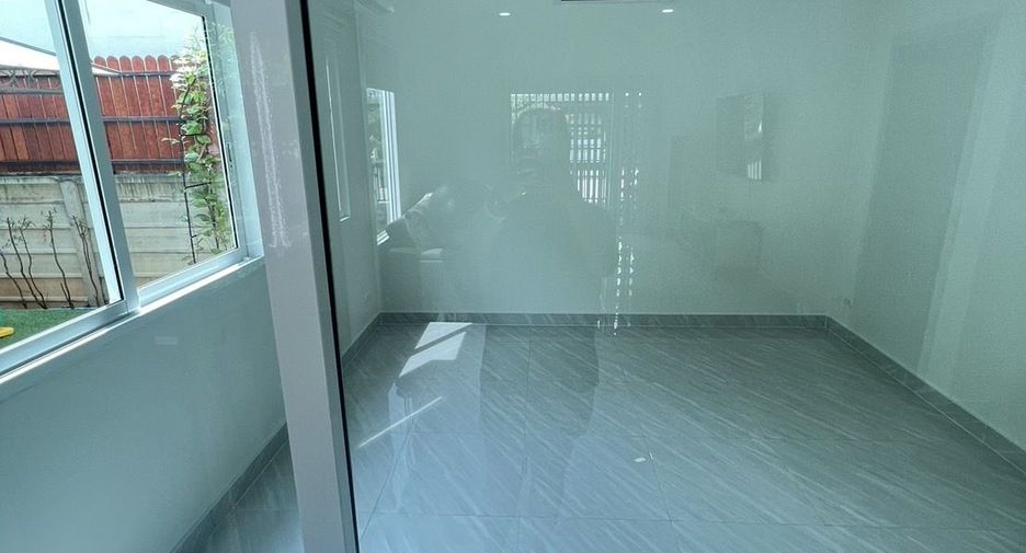 For rent 3 bedrooms house in Mueang Phuket, Phuket