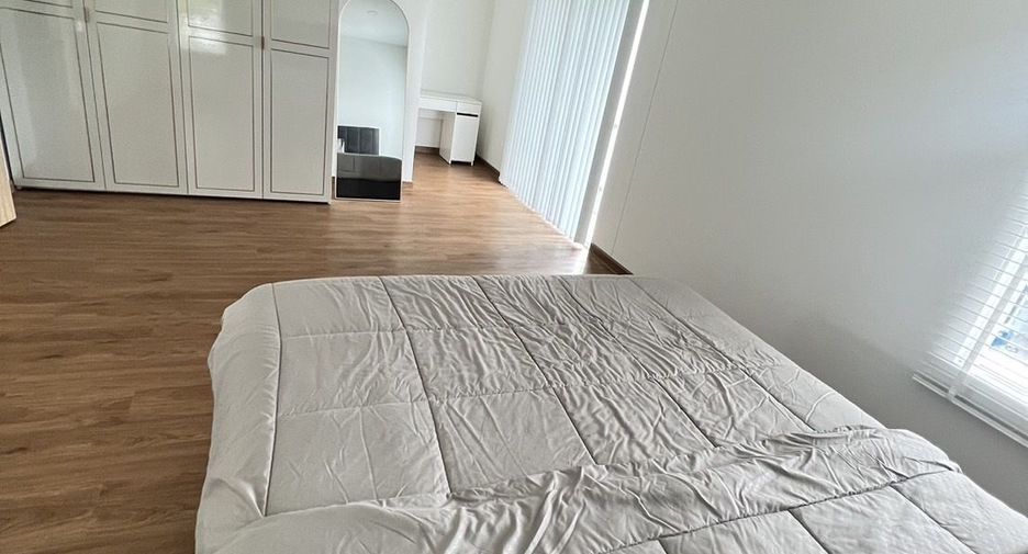 For rent 3 bedrooms house in Mueang Phuket, Phuket