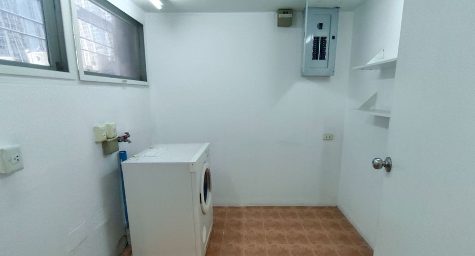 For rent 2 ベッドルーム apartment in Pathum Wan, Bangkok