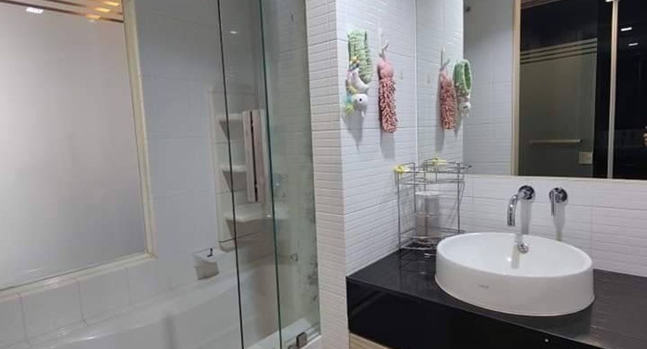 For sale 2 bedrooms condo in Chatuchak, Bangkok