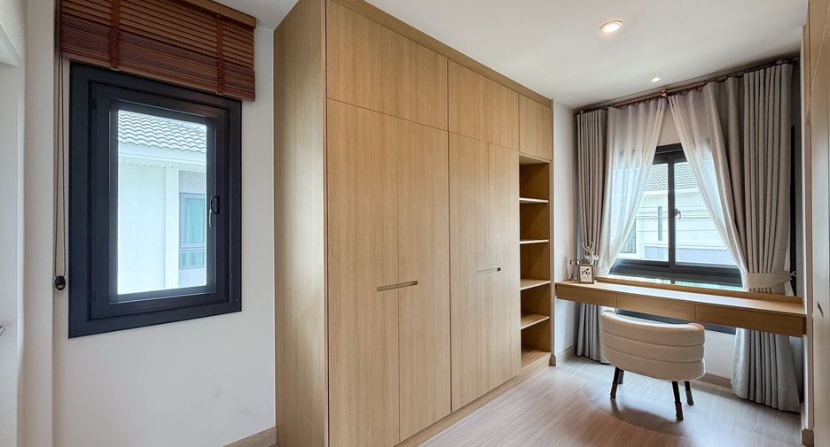 出租 4 卧室 独立屋 在 Phuket Town, 普吉