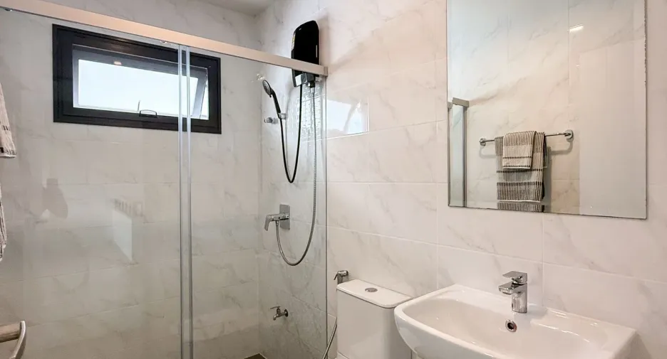 For rent 4 bedrooms house in Mueang Phuket, Phuket