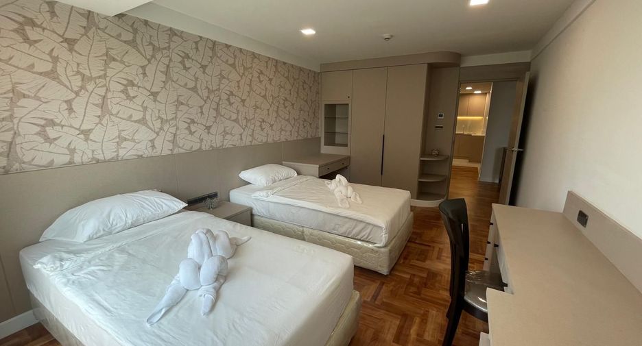À louer 3 chambres appartement à Khlong Toei, Bangkok