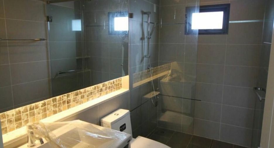 For sale 4 ベッドルーム house in Prawet, Bangkok
