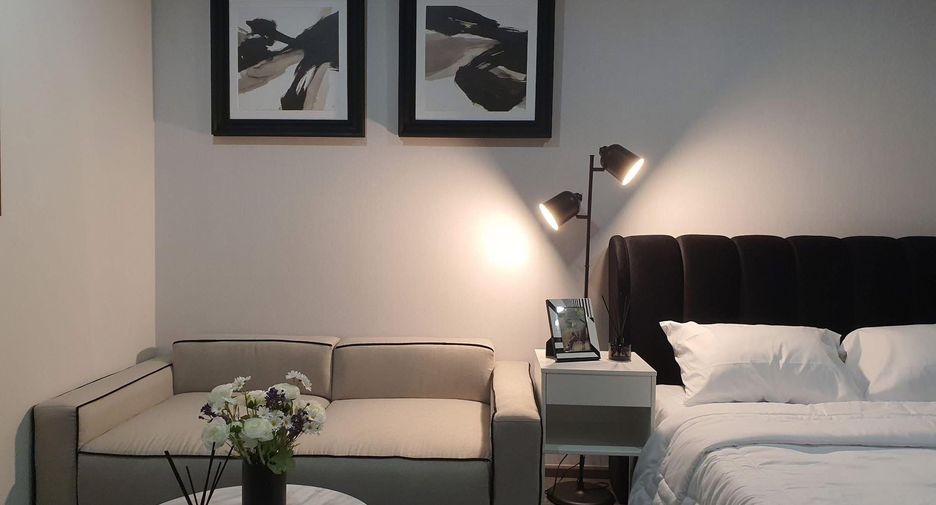 For rent studio condo in Khlong Toei, Bangkok