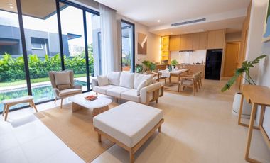 For sale 4 bedrooms villa in Mueang Phuket, Phuket