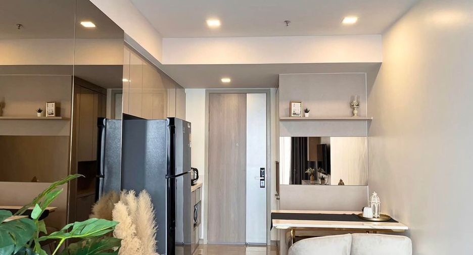 Wohnung zur Miete mit 2 Zimmer in Huai Khwang, Bangkok