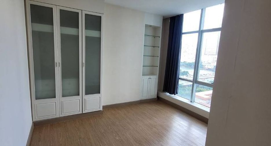 À louer 2 chambres condo à Sathon, Bangkok
