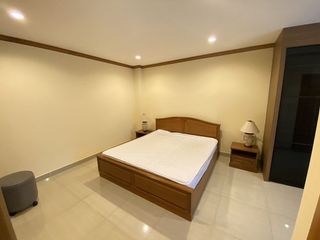 À louer 3 chambres appartement à Watthana, Bangkok