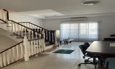 出租 4 卧室 独立屋 在 Bang Na, 曼谷
