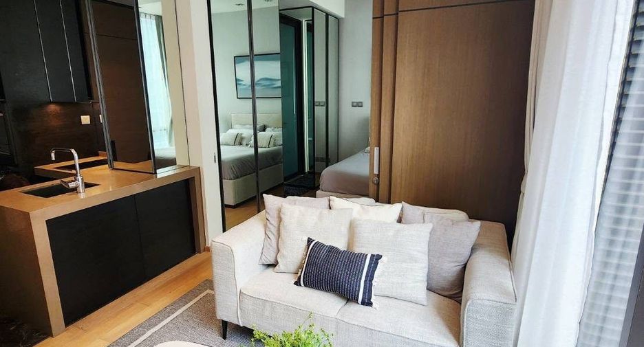 Wohnung zur Miete mit 1 Zimmer in Pathum Wan, Bangkok