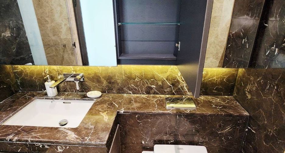 Wohnung zur Miete mit 1 Zimmer in Pathum Wan, Bangkok