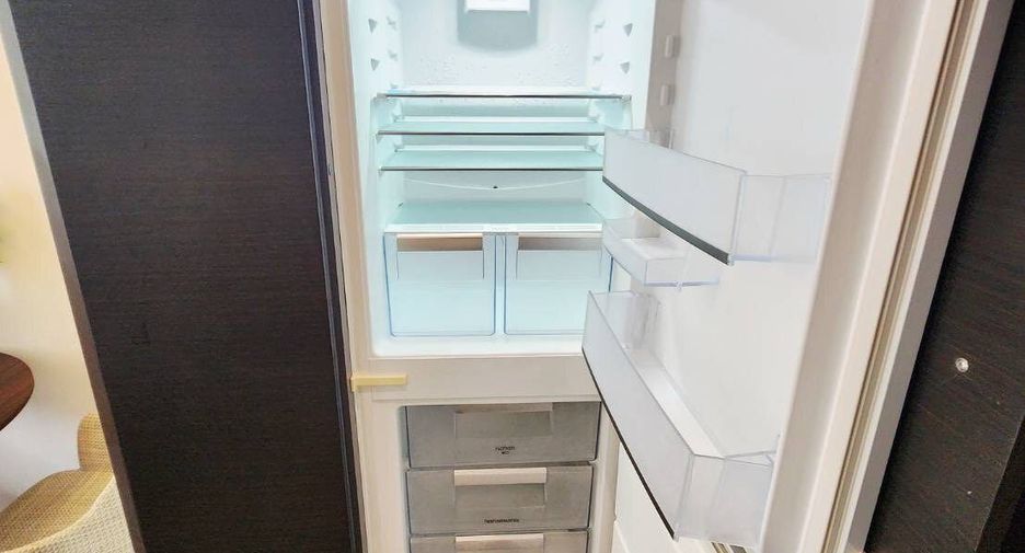 Wohnung zur Miete mit 1 Zimmer in Pathum Wan, Bangkok
