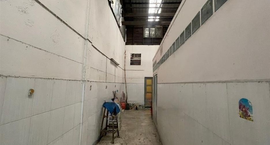For sale 2 bedrooms retail Space in Pom Prap Sattru Phai, Bangkok