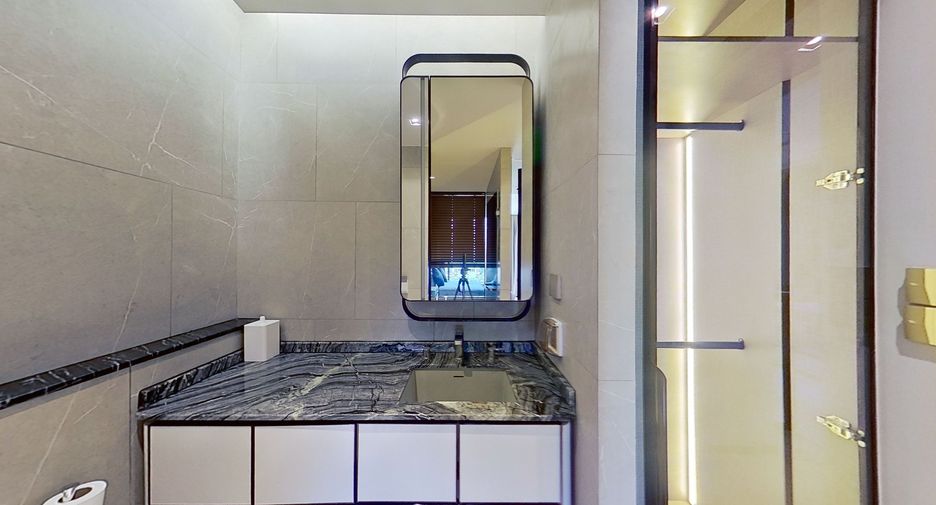For sale and for rent 1 bed condo in Watthana, Bangkok