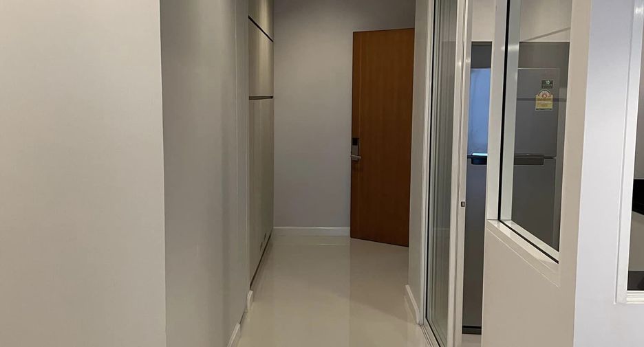 Wohnung zur Miete mit 3 Zimmer in Khlong Toei, Bangkok