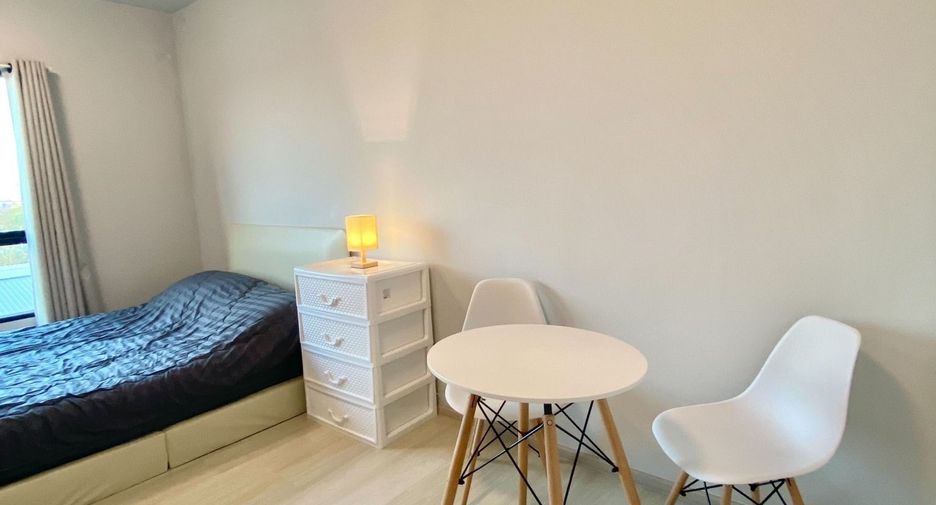 For sale 1 bed condo in Bang Kapi, Bangkok