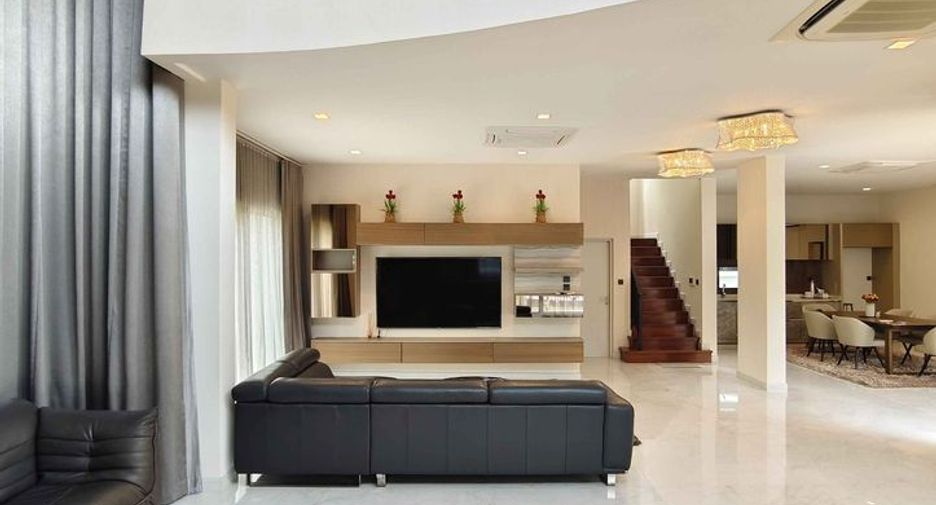 For rent 5 bedrooms house in Saphan Sung, Bangkok