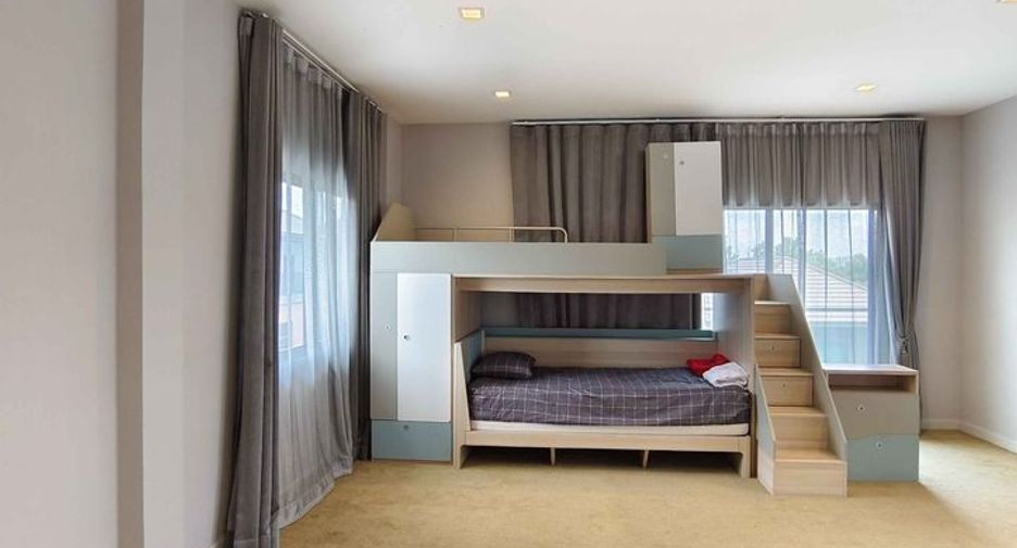 For rent 5 bedrooms house in Saphan Sung, Bangkok
