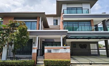 Casa en alquiler de 5 habitaciones en Saphan Sung, Bangkok