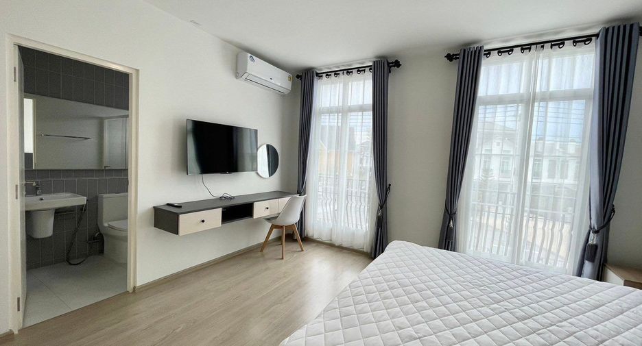 Haus zur Miete mit 3 Zimmer in Prawet, Bangkok