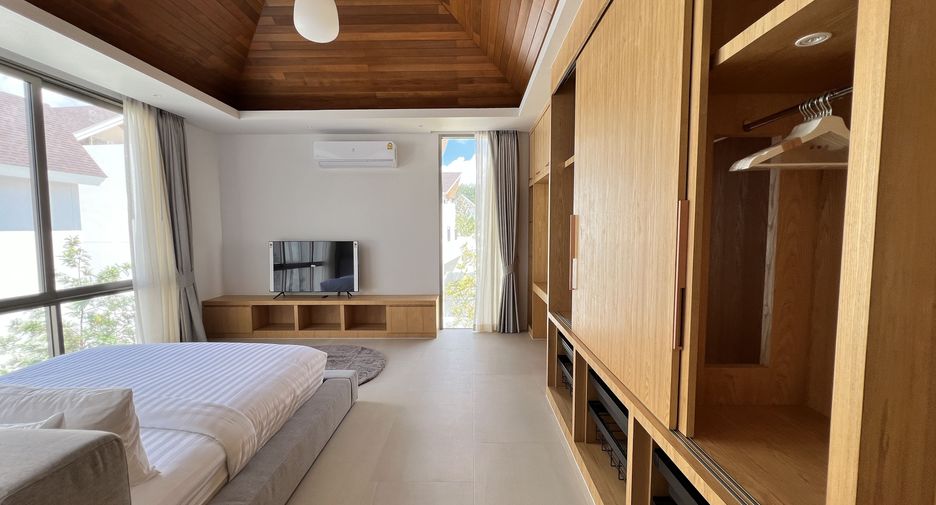 For sale 4 bedrooms villa in Thalang, Phuket