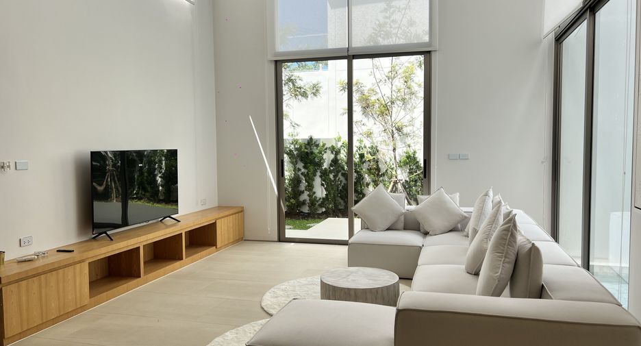 For sale 4 bedrooms villa in Thalang, Phuket