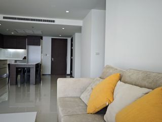Condo en alquiler de 2 habitaciones en Sathon, Bangkok