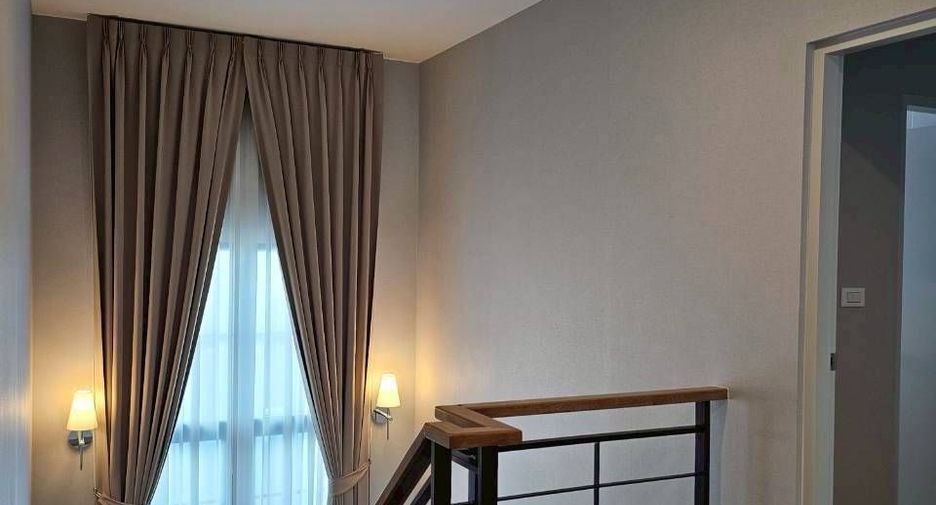 Haus zur Miete mit 4 Zimmer in Bang Phli, Samut Prakan