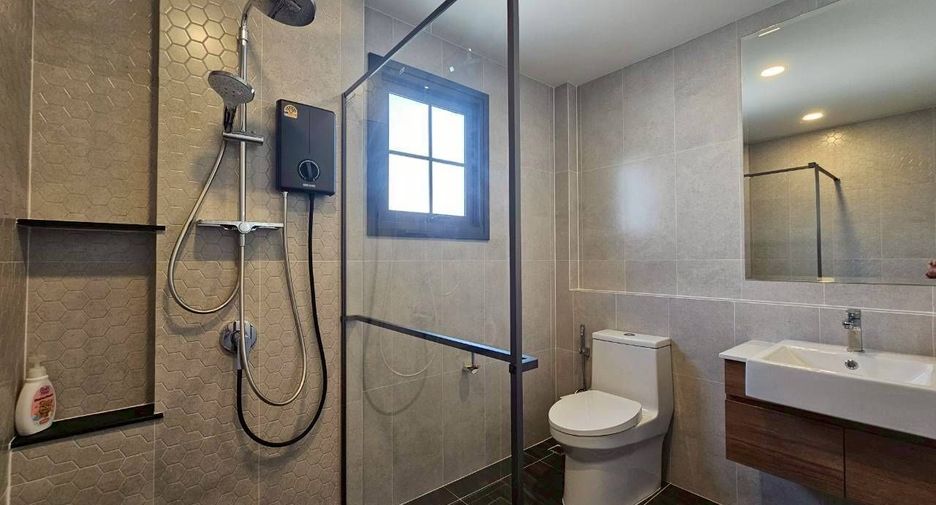 Haus zur Miete mit 4 Zimmer in Bang Phli, Samut Prakan