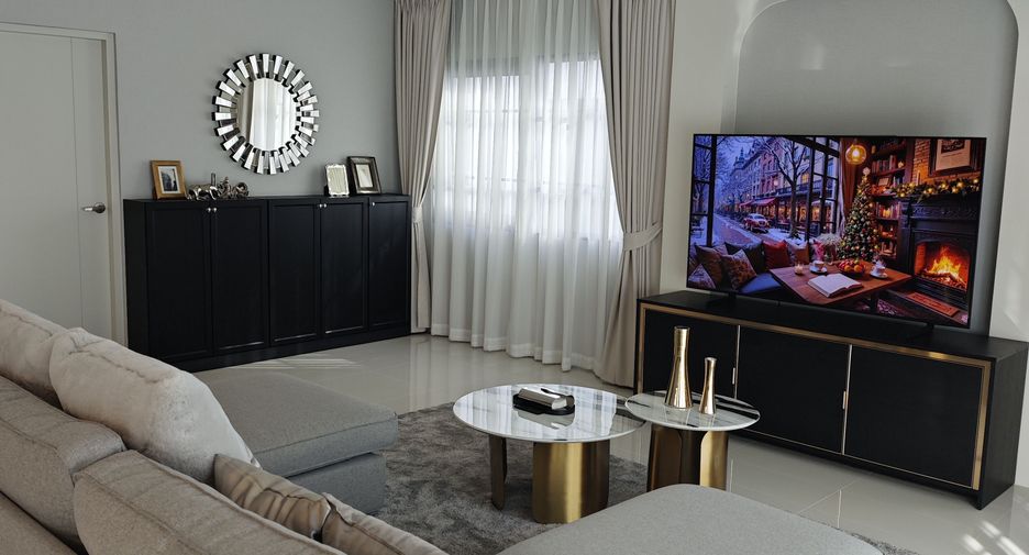 Haus zur Miete mit 4 Zimmer in Bang Phli, Samut Prakan