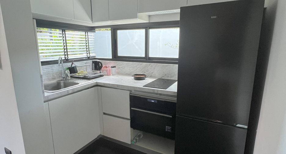Villa en alquiler de 2 habitaciones en Mueang Phuket, Phuket