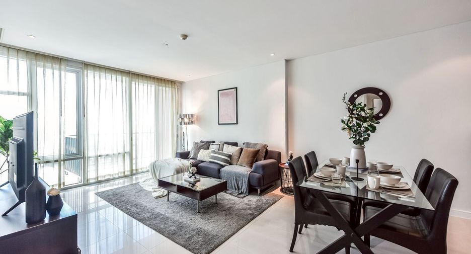 For sale 2 bedrooms condo in Khlong Toei, Bangkok