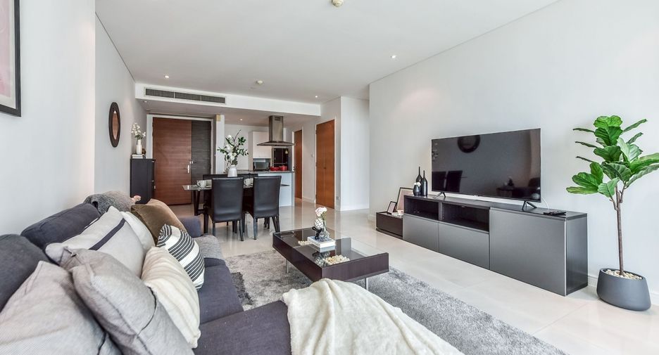 For sale 2 bedrooms condo in Khlong Toei, Bangkok