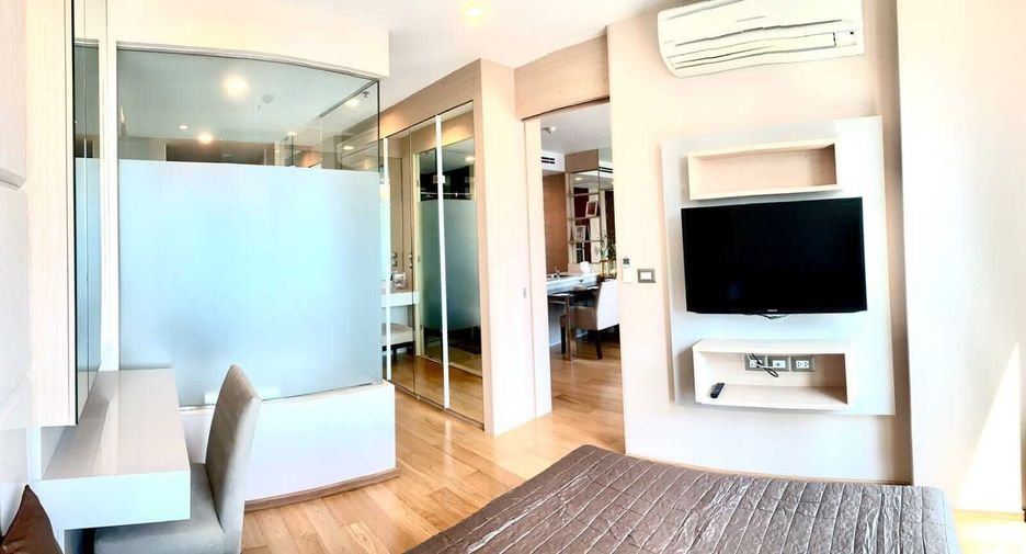 À louer 1 chambre condo à Watthana, Bangkok