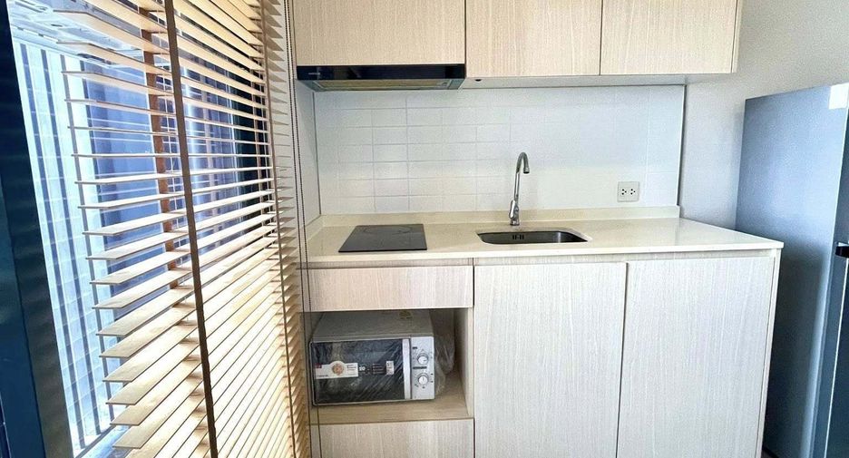 For sale 1 bed condo in Bang Kapi, Bangkok