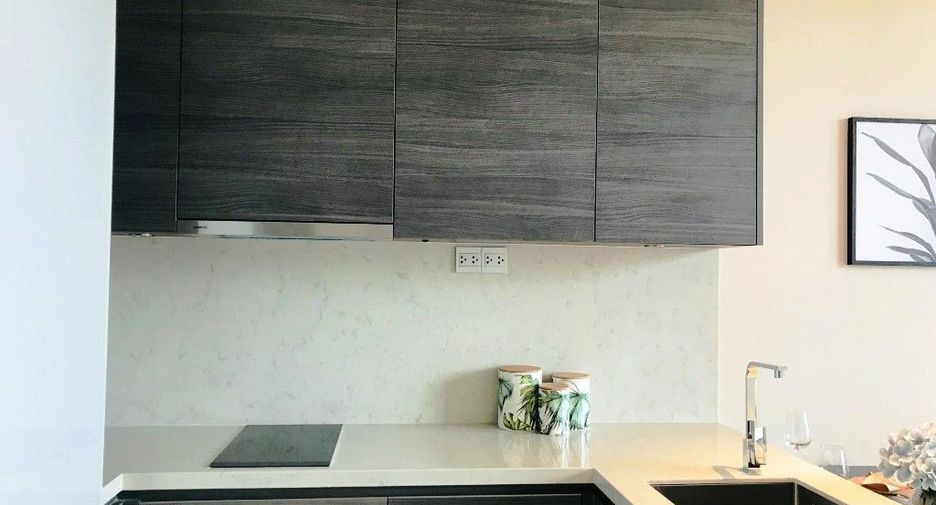 For rent 1 bed condo in Watthana, Bangkok