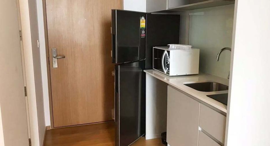 For rent 1 bed condo in Sathon, Bangkok