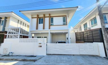 For rent 3 bedrooms house in Mueang Phuket, Phuket